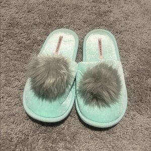 Victoria's Secret Mint Green Slippers with Fluffy Accents